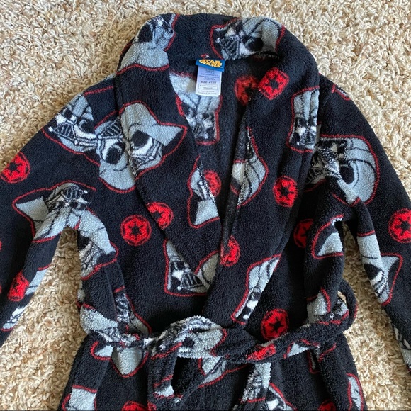 Star Wars Darth Vader Fleece Bathrobe for Boys - Picture 2 of 10